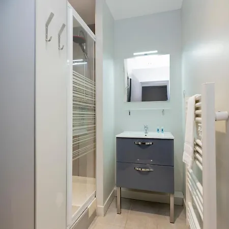 Cozy Gare - Meuble De Boubee By Ceciloue Apartman *